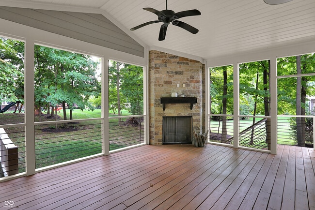 Building Photo - 16893 Oak Manor Dr