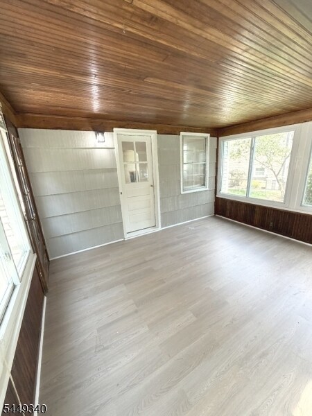 Building Photo - 22 Springbrook Rd