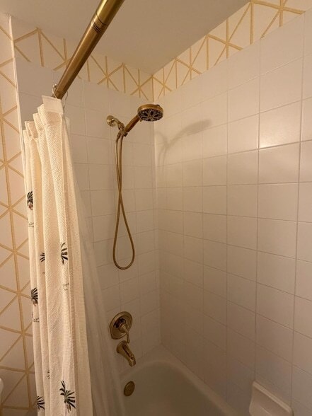 Building Photo - 9391 Bridgeport Dr