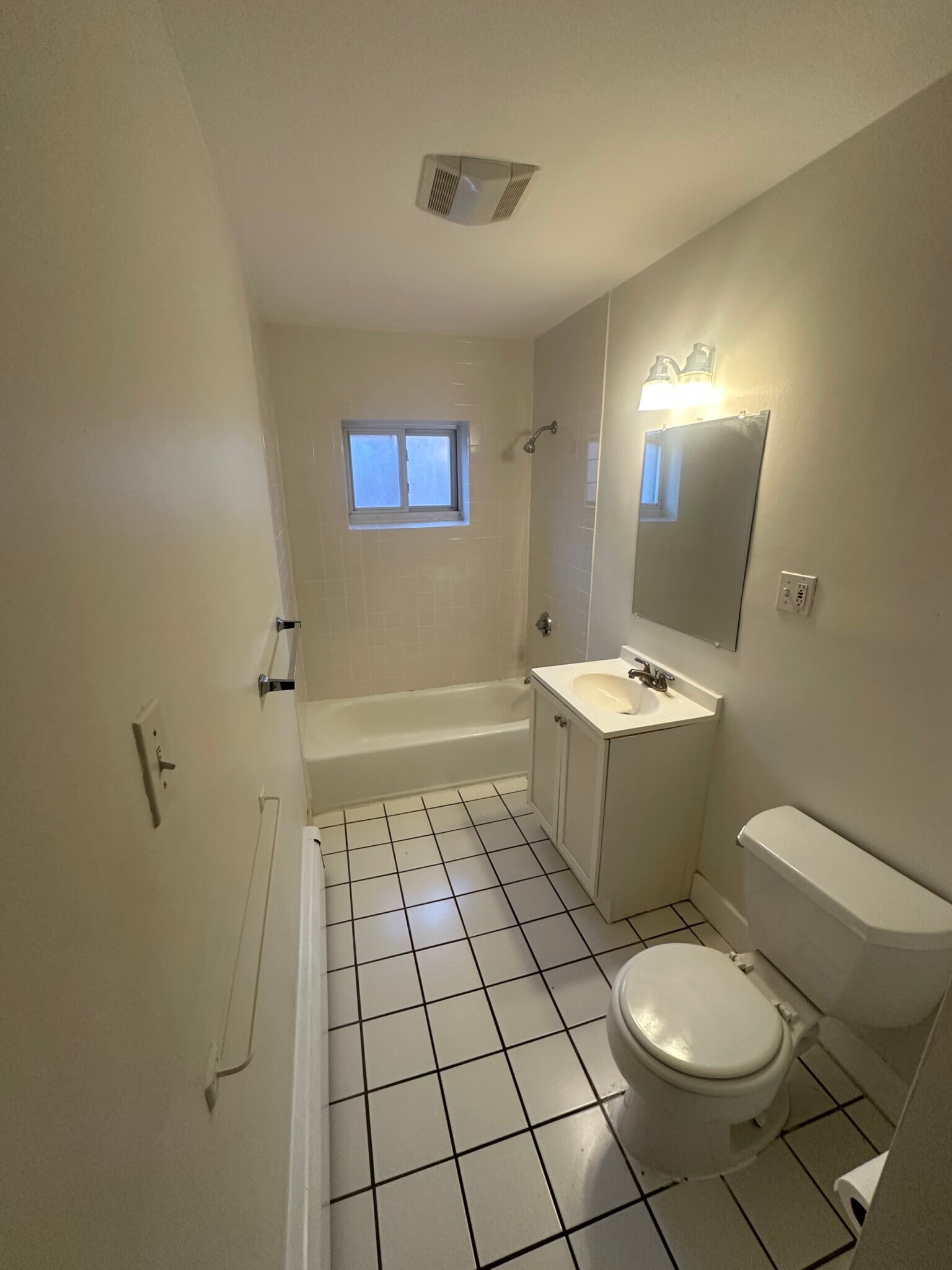 Building Photo - 61 Selkirk Rd