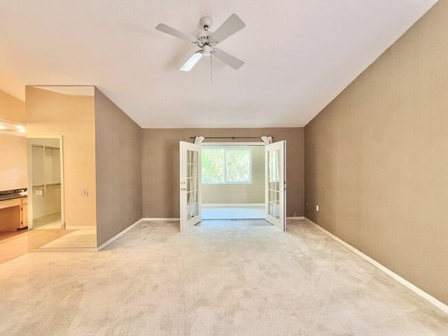 Building Photo - 14530 Alejo Ct