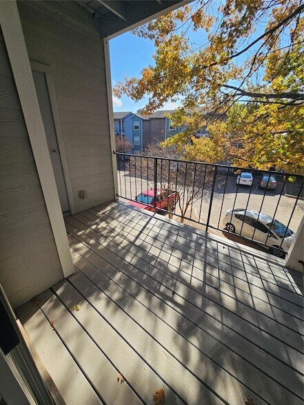 Building Photo - 12166 Metric Blvd