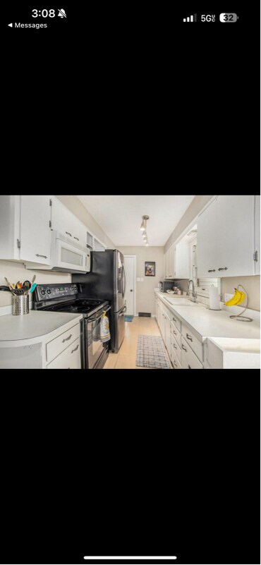 Building Photo - 1737 32nd St