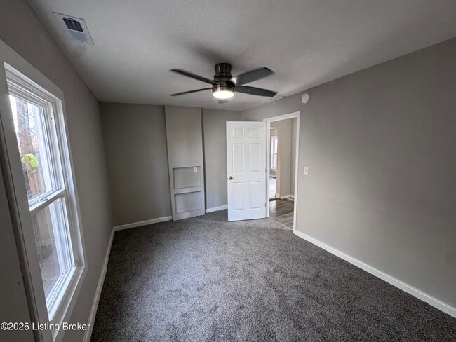 Building Photo - 207 N 19th St