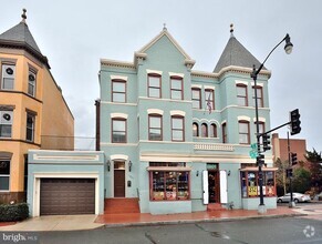 Building Photo - 1901 4th St NW
