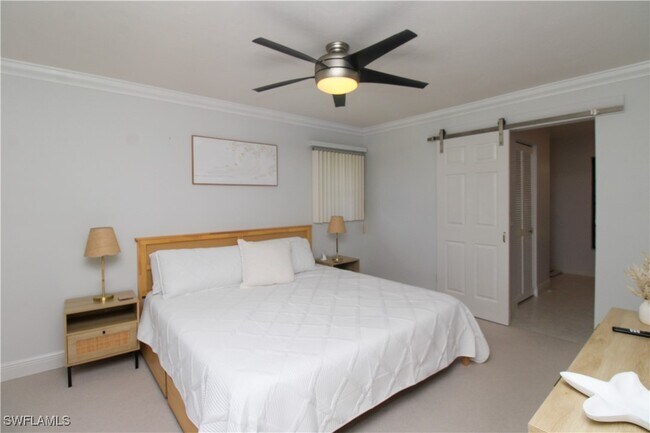Building Photo - 213 Bay Meadows Dr
