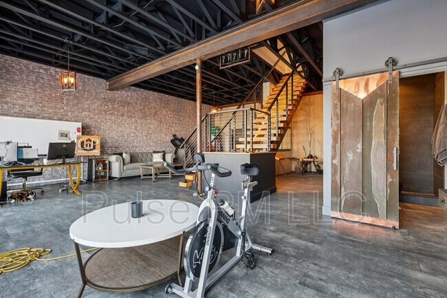 Building Photo - 1226 Grays Peak