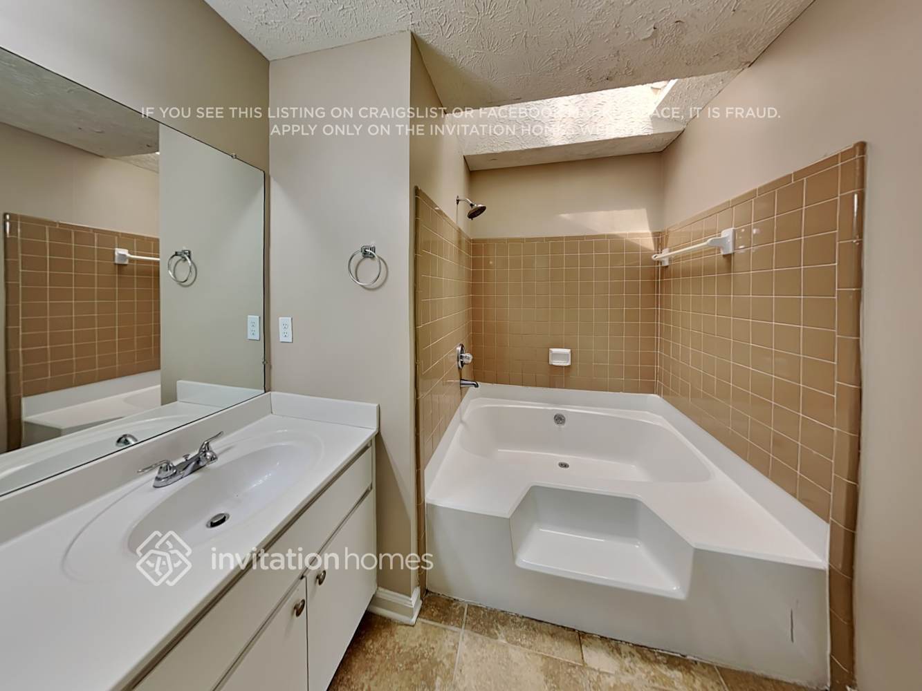 Building Photo - 5068 Seabrook Pl