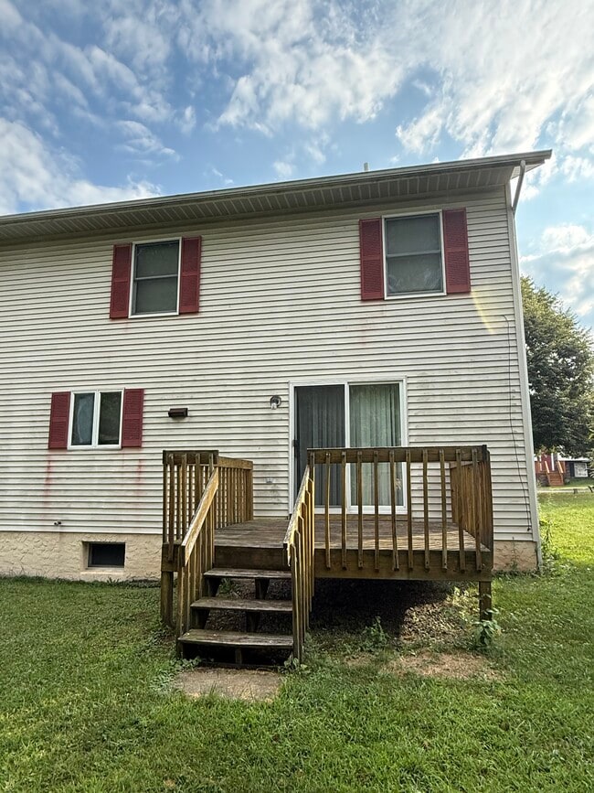 Building Photo - 3131 Shellers Bend