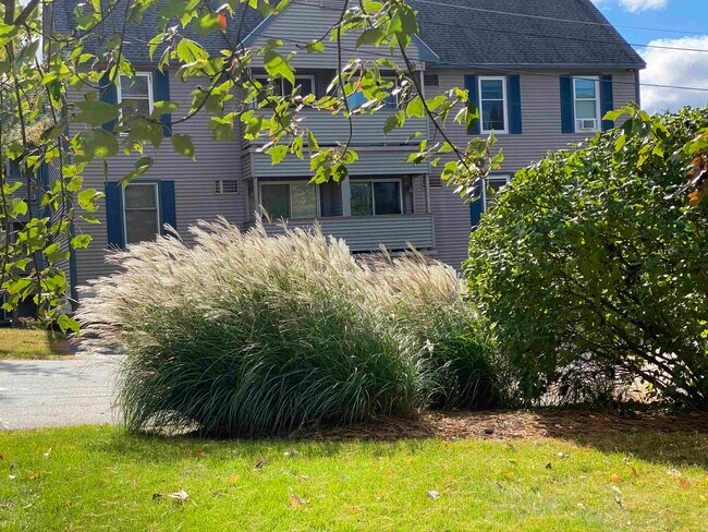 Building Photo - 99 Eastern Ave