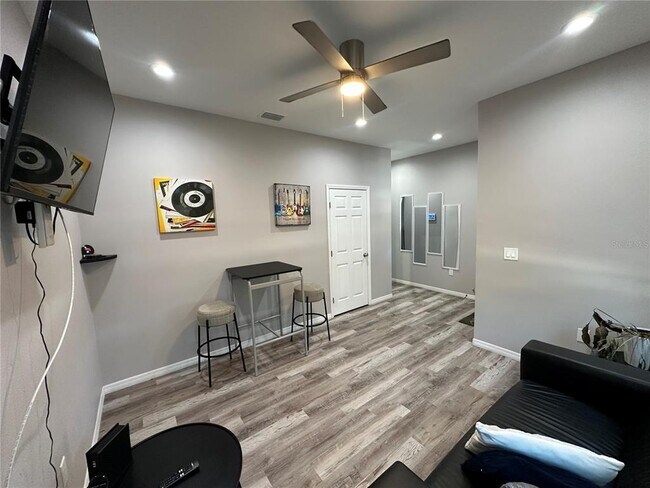 Building Photo - 4803 35th Cir