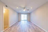 Building Photo - 116 Briarcliff Dr