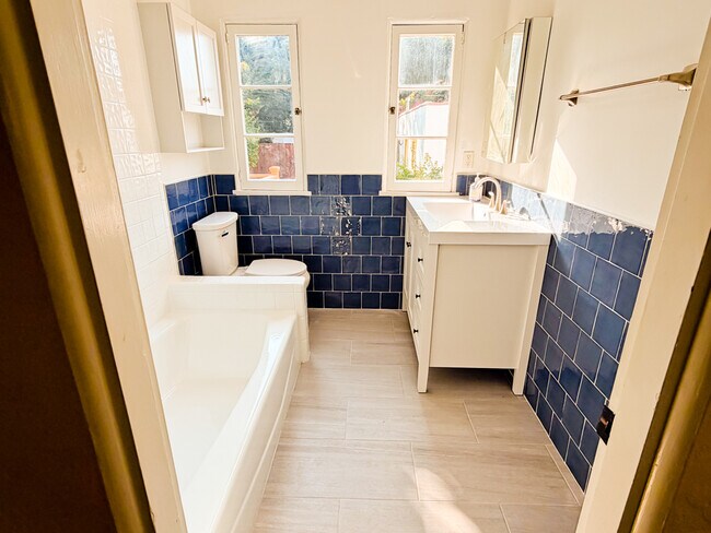 Building Photo - 141 S Brighton St