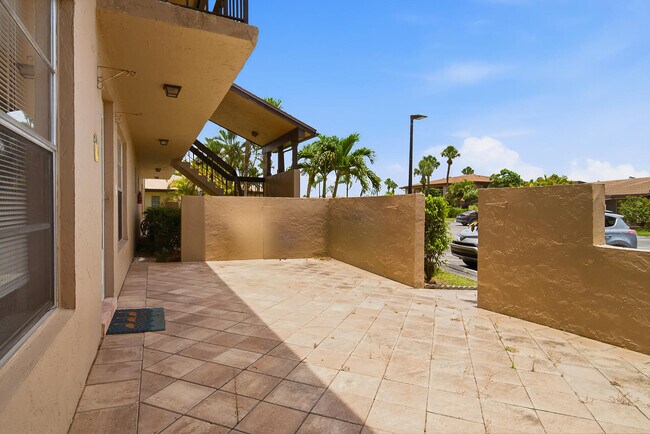 Building Photo - 13755 Via Aurora