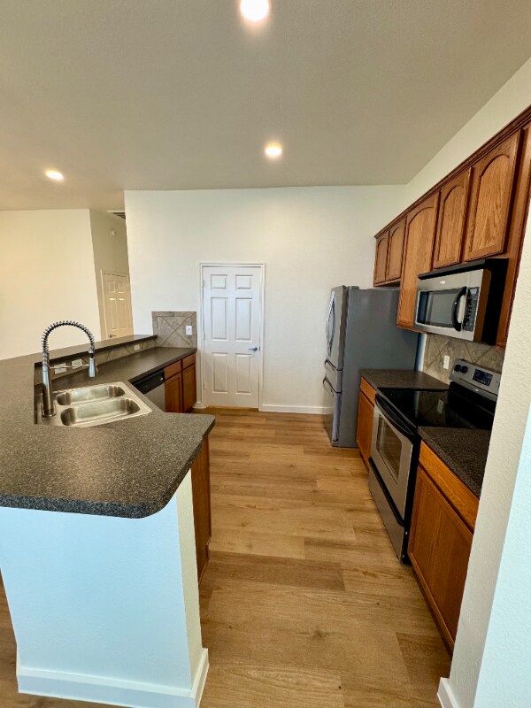 Building Photo - 9836 Wild Ginger Dr