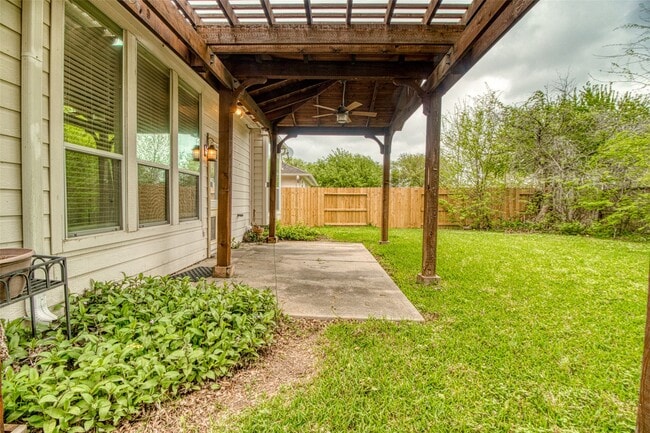 Building Photo - 142 Anvil Rock Ln