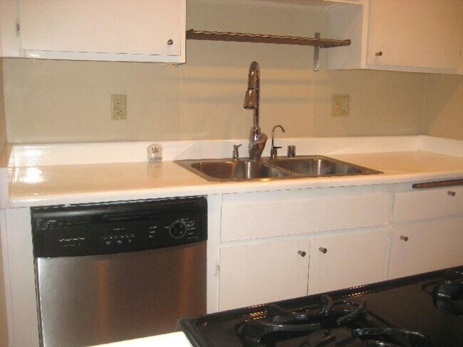 Interior Photo - The Crescent @ Memory Park Apts