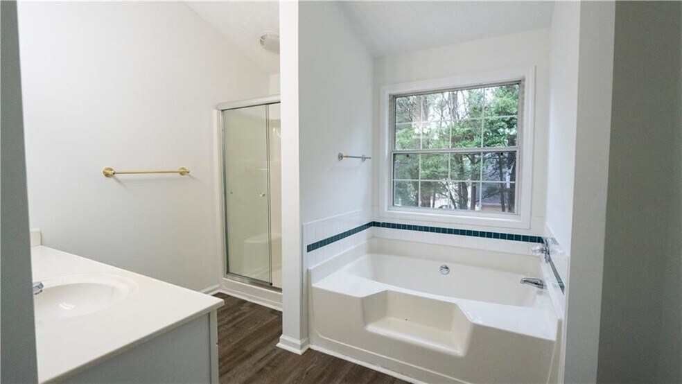 Building Photo - 1607 Tunbridge Ln