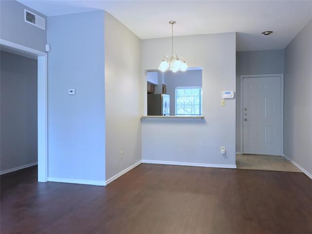 Building Photo - 9601 Forest Ln