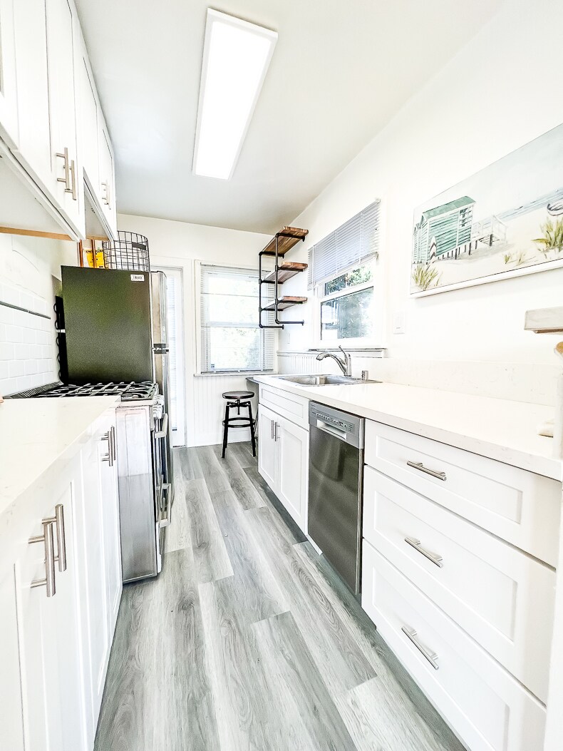 Building Photo - 239 Pacific St