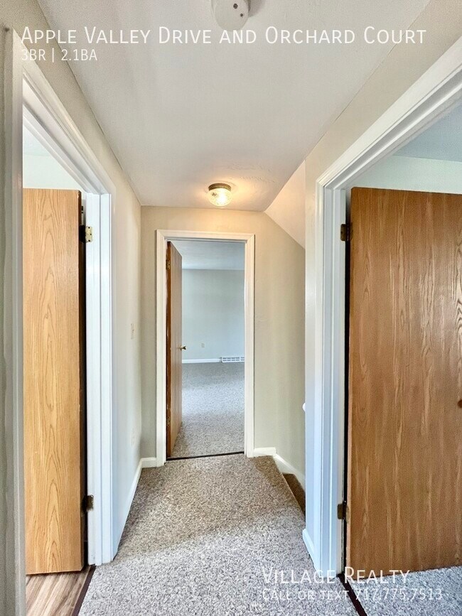 Building Photo - 710 Apple Valley Dr