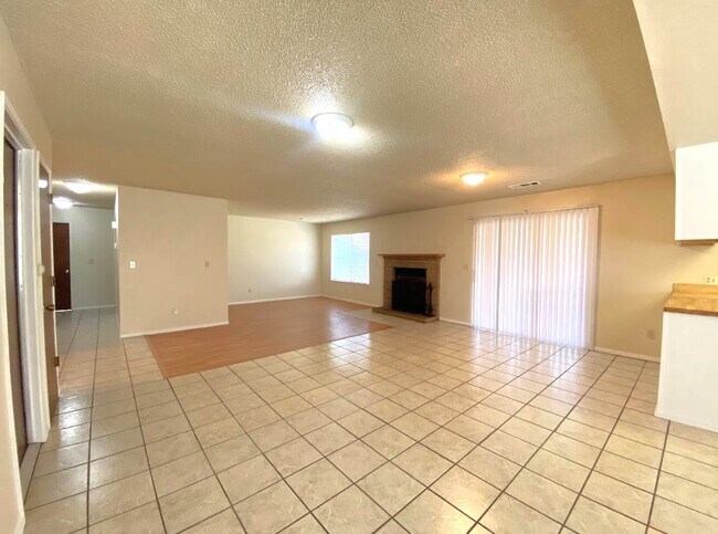 Building Photo - 2911 Winners Cir