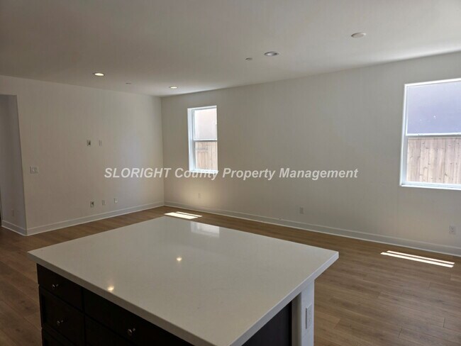 Building Photo - AVAILABLE NOW - 4 Bed, 2.5 Bath with ADU in SLO