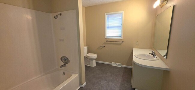 Building Photo - 305 E Downing St