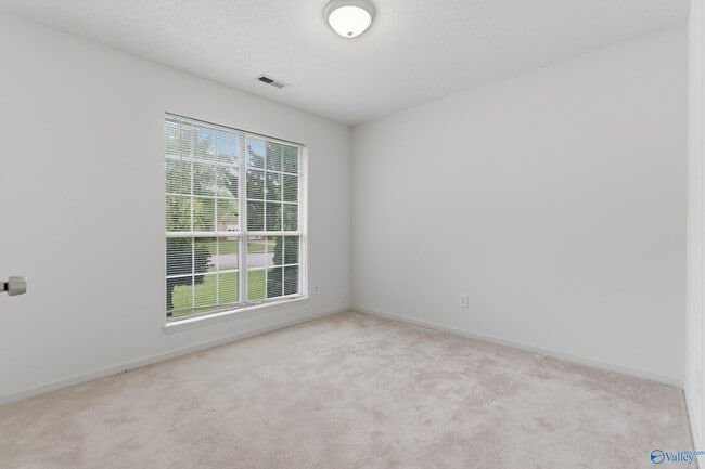 Building Photo - 134 Garden Brook Dr