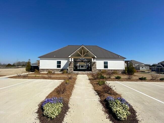 Building Photo - Home for Rent in Pike Road, AL!!! Available to View Now!!!