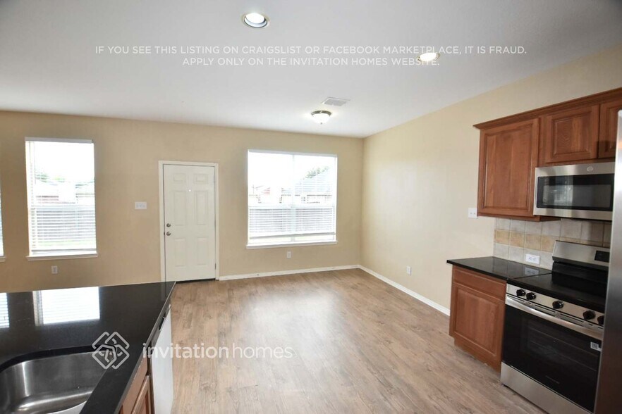 Building Photo - 1141 Mourning Dove Dr