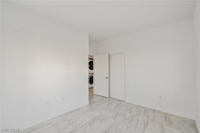 Building Photo - 3318 N Decatur Blvd