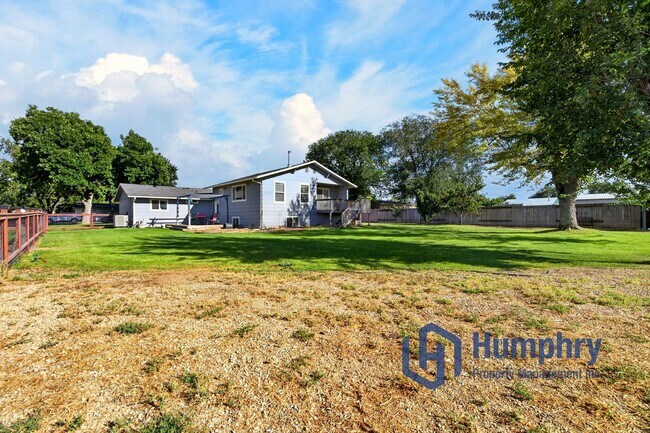 Building Photo - 13159 Ocotillo Dr
