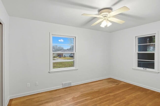 Building Photo - Kay Avenue