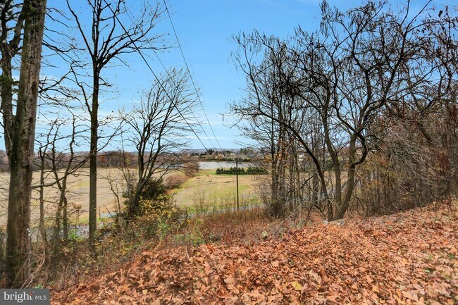 Building Photo - 24414 Graham Ave