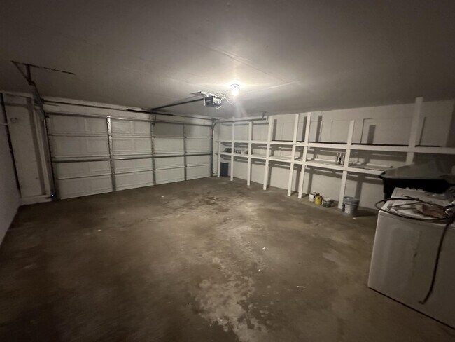 Building Photo - 3700 Bryant Cir