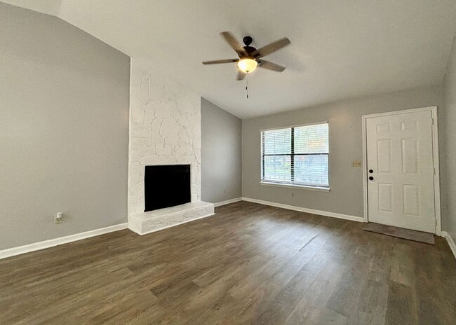 Building Photo - Available now. FULLY-RENOVATED 3 BR/2 BA H...