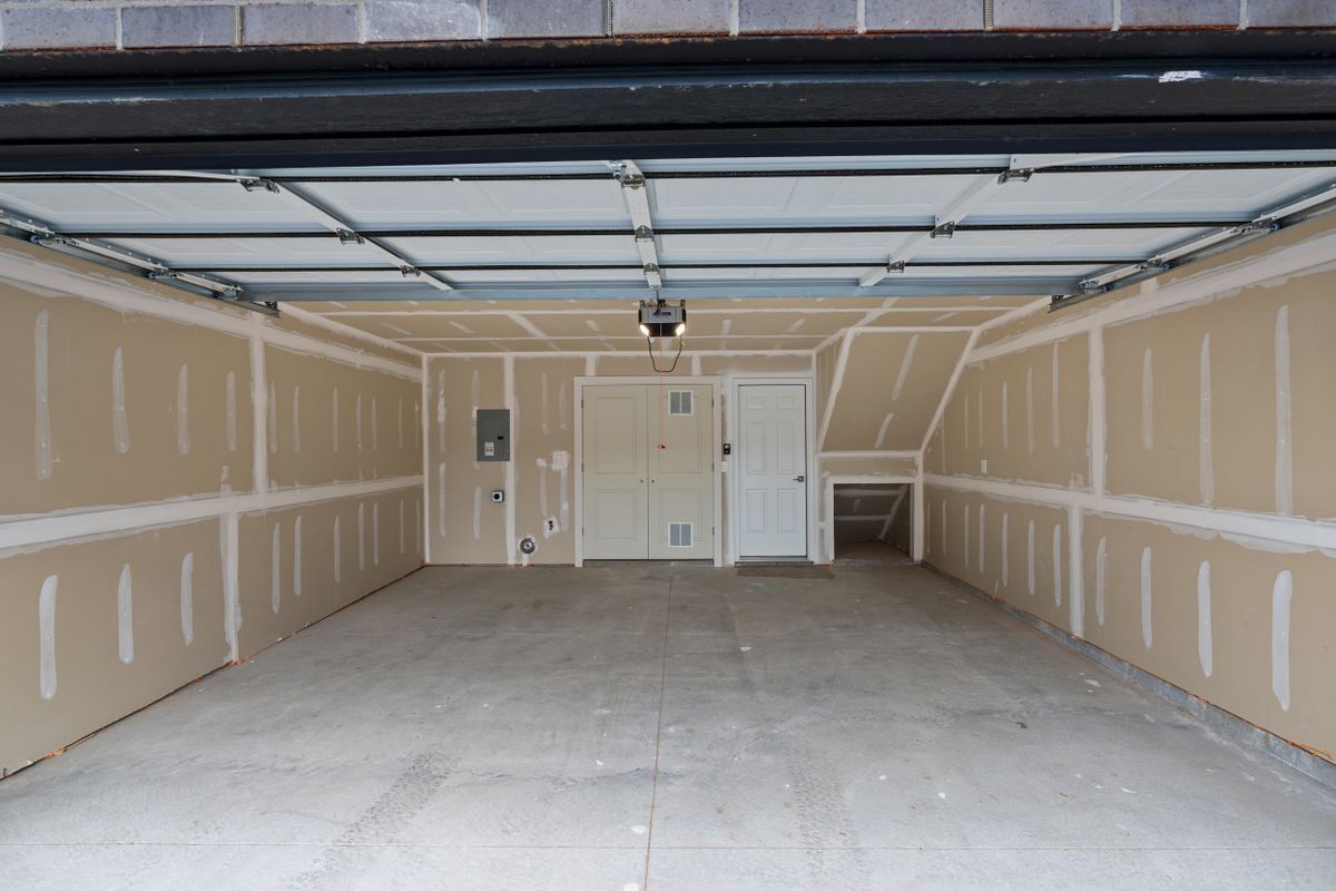 Building Photo - 2845 Summers Pl