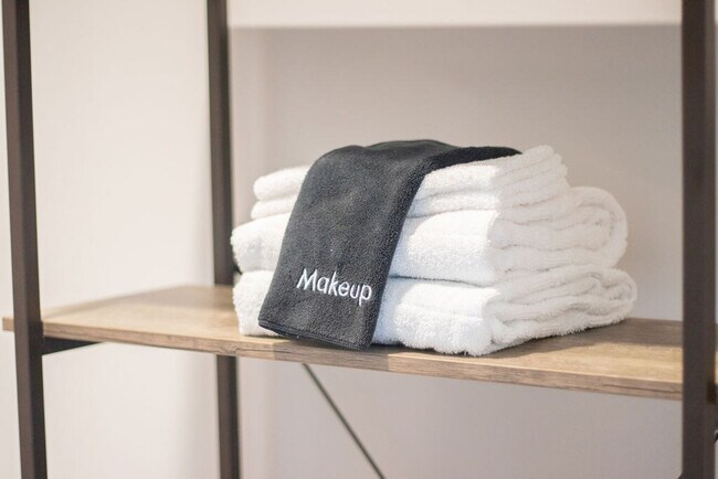 Building Photo - 751 Jacobs Millpond Rd