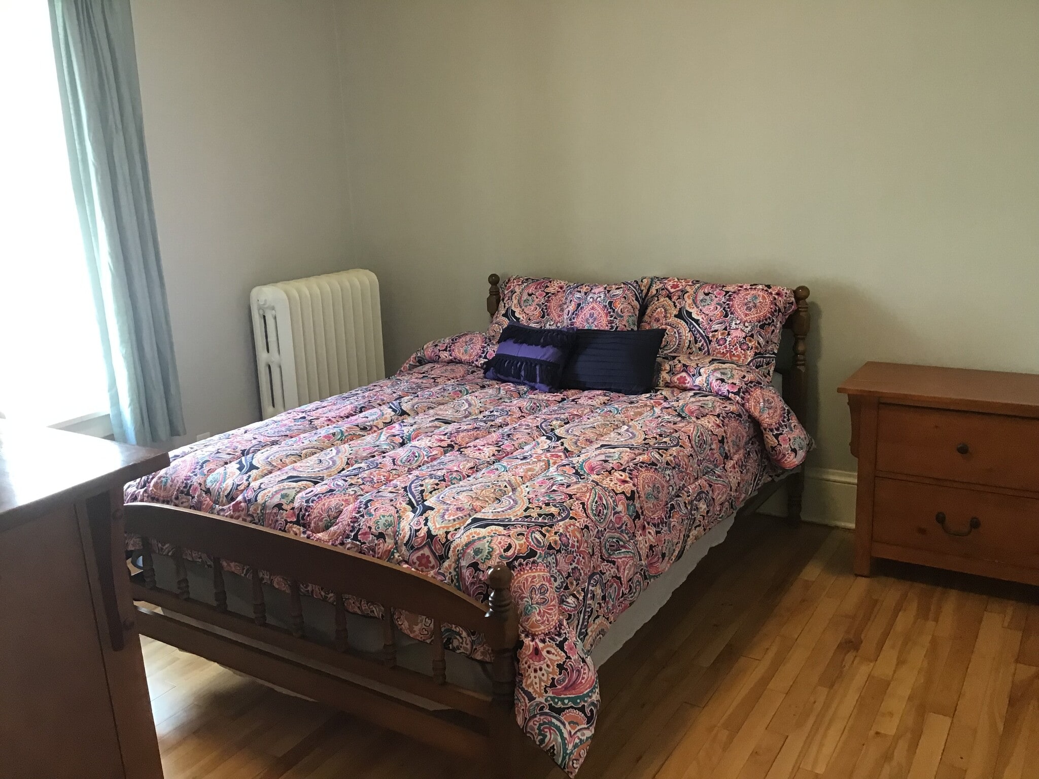 Bedroom 2 - 4636 Cedar Ave