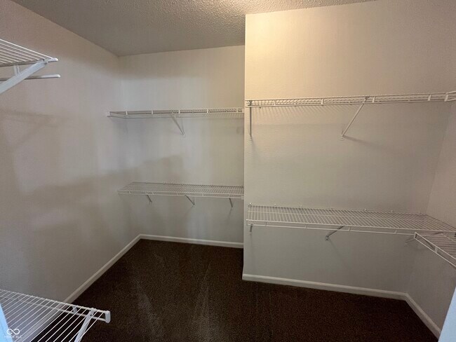 Building Photo - 14928 Drayton Dr