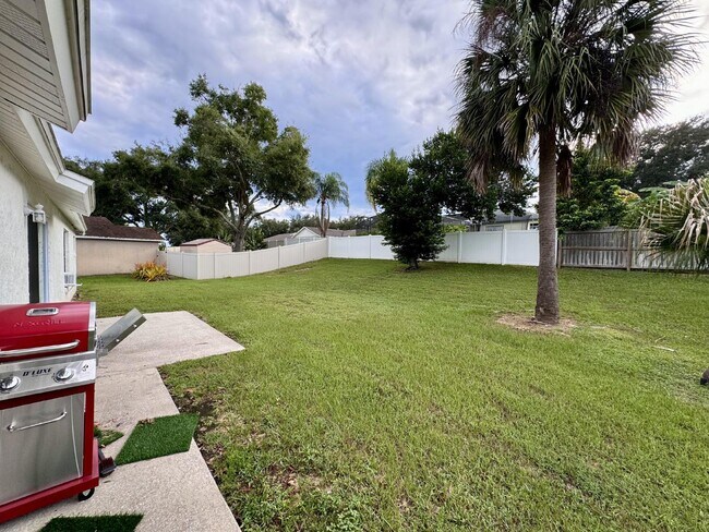 Building Photo - Stylish 3-Bedroom Home with Solar Panels, Modern Upgrades & Pet-Friendly