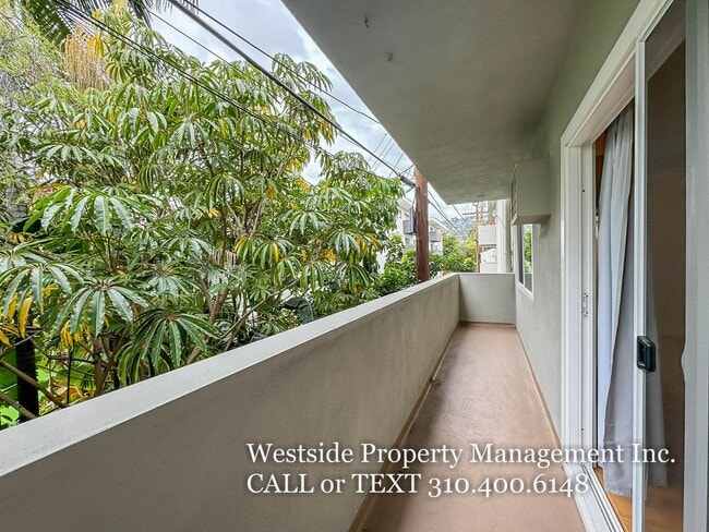 Building Photo - 645 Westmount Dr