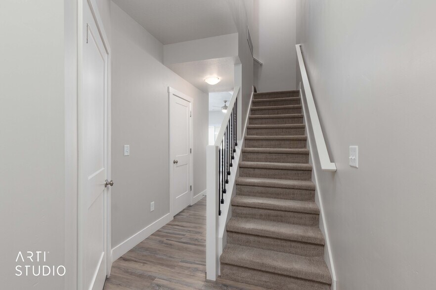 Building Photo - 2674 S 2250 W