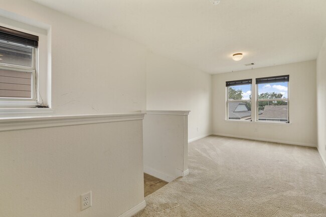 Building Photo - 7239 Mountain Prairie Dr