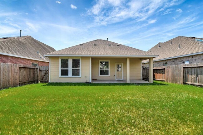 Building Photo - 21634 Rainfall Park Dr