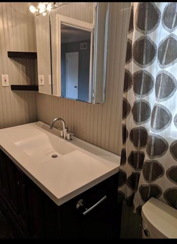 Building Photo - 7303 Bucknell Dr