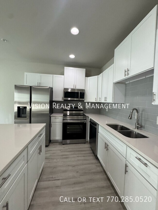 Building Photo - 8330 Triple Crown Dr