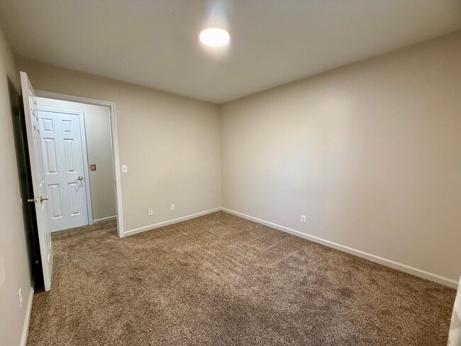 Building Photo - 3 Bedroom/2 Bathroom Home in Paragould AR - $1,225/month