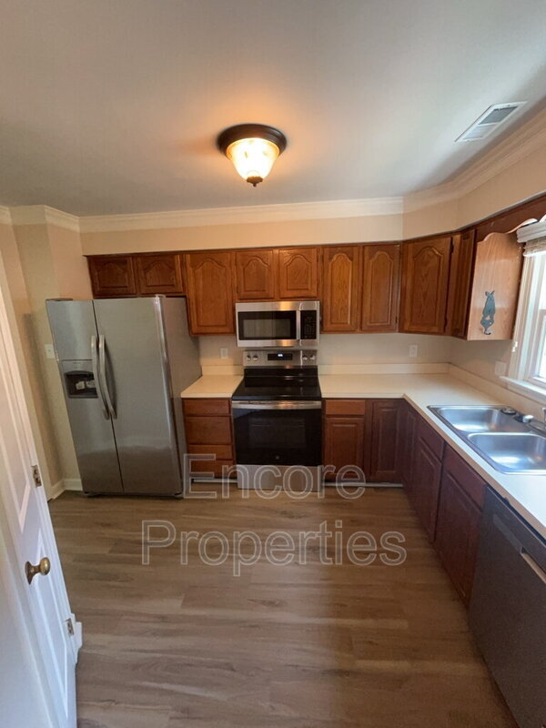 Building Photo - 6740 Olde Province Ct